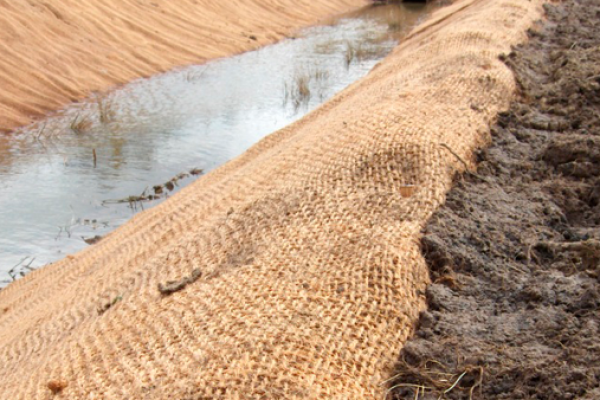 embankment-mat-23D73804F-F7F0-3F99-E650-EA94B425E72A.png